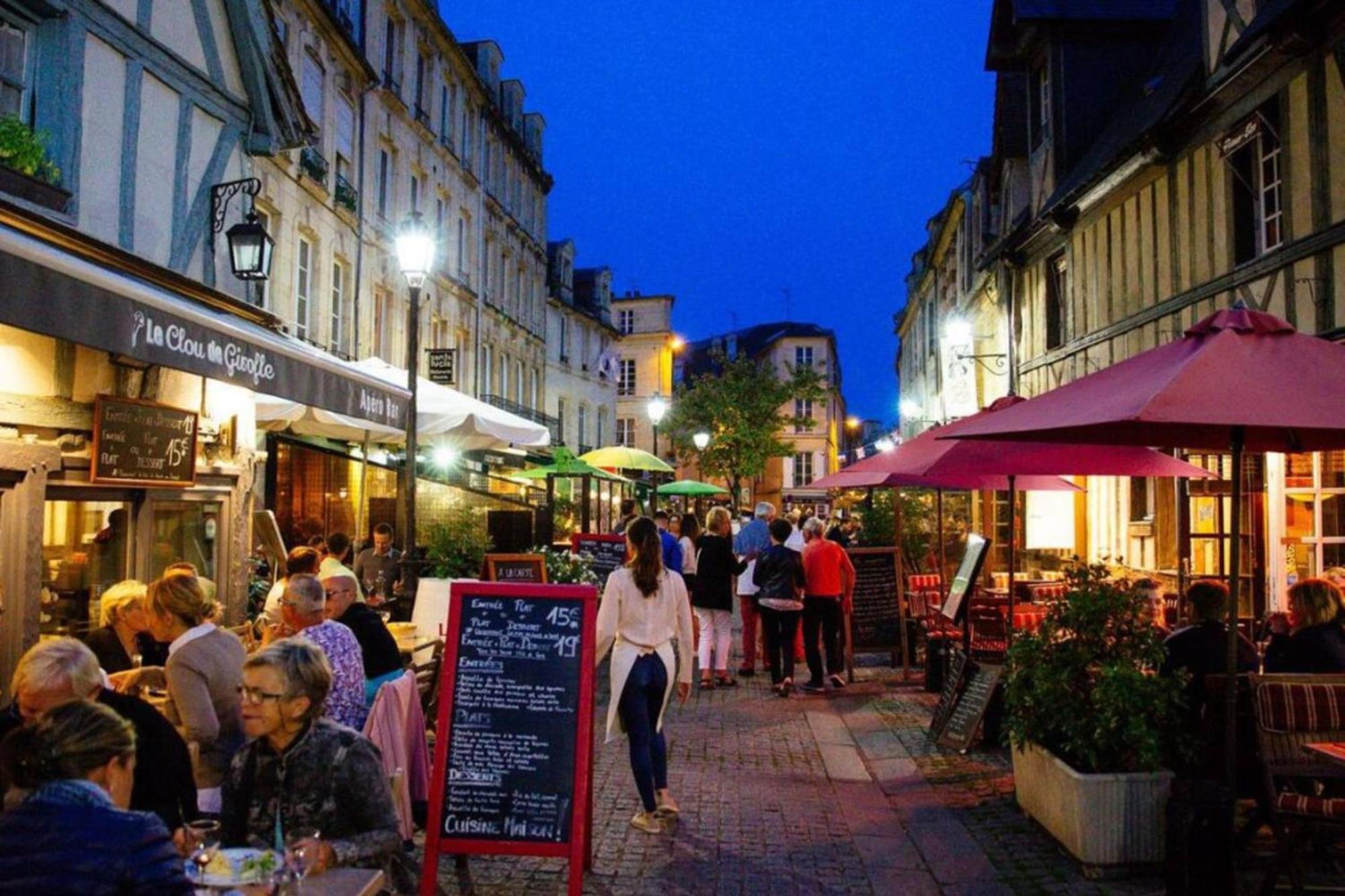 Le St-Laurent - Magnifique Triplex - Calme Caen Exterior foto